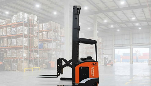 Reach Truck
